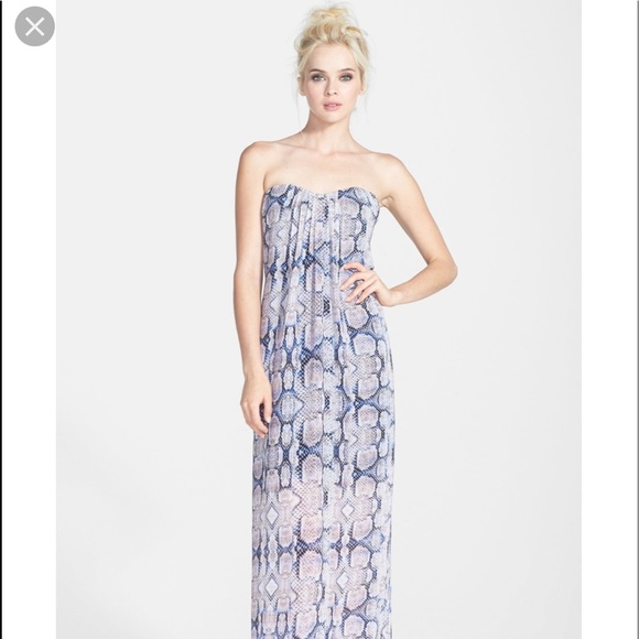 Like Mynded Dresses & Skirts - Lile Mynded Strapless snakeskin print maxi dress szM
